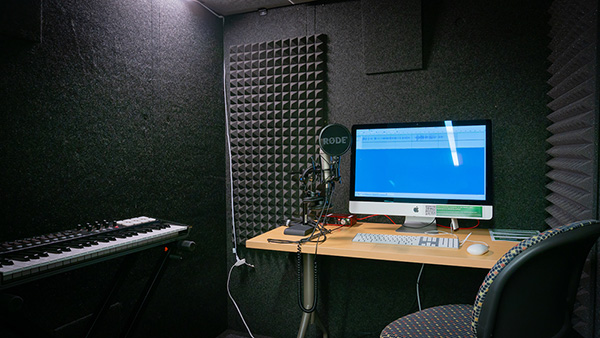 Media Lab audio recording station